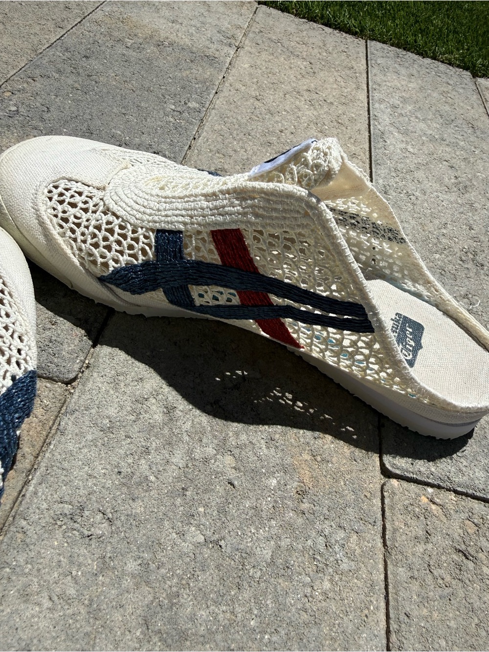Onitsuka Tiger Cream Slip-On Sneakers with Navy & Red Stripes - Picture 6 of 9